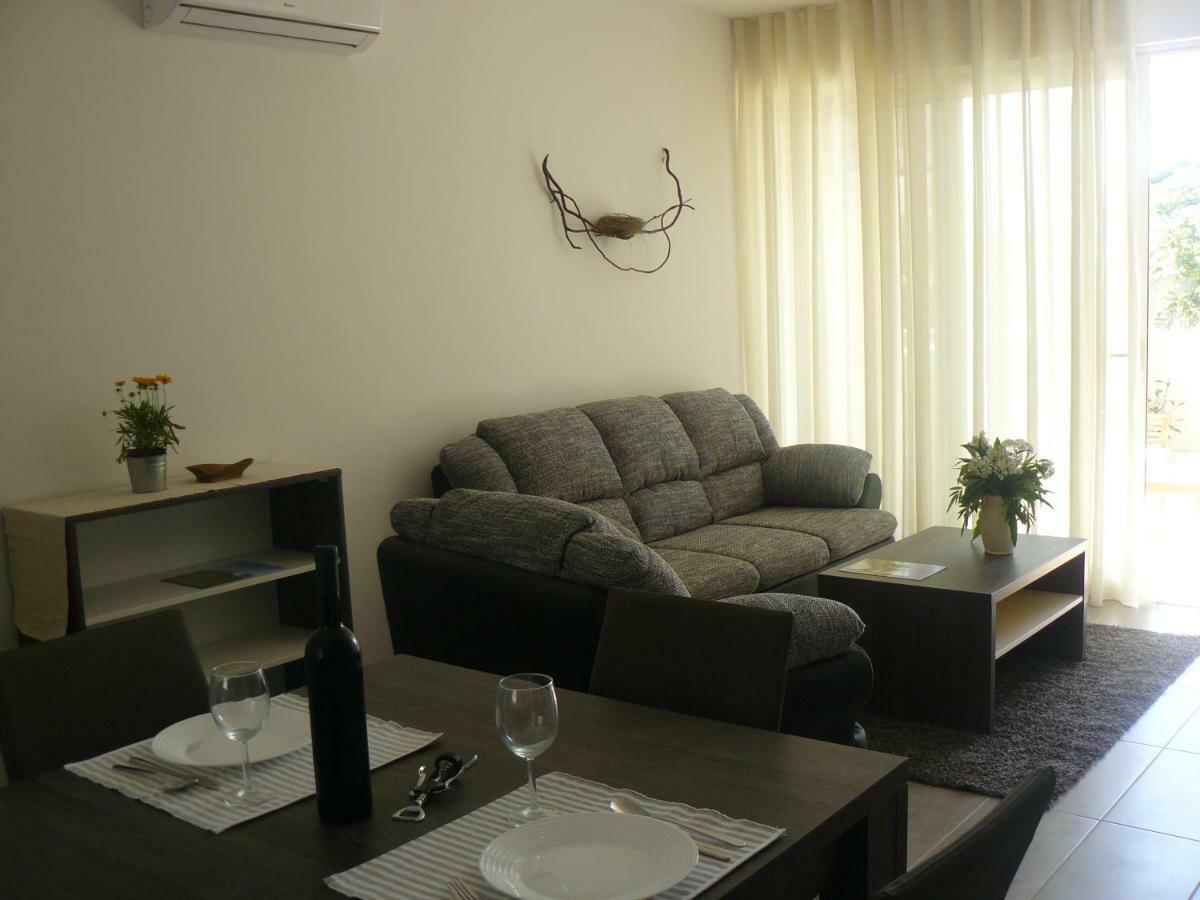 Our Nest Accommodation Privlaka  Buitenkant foto