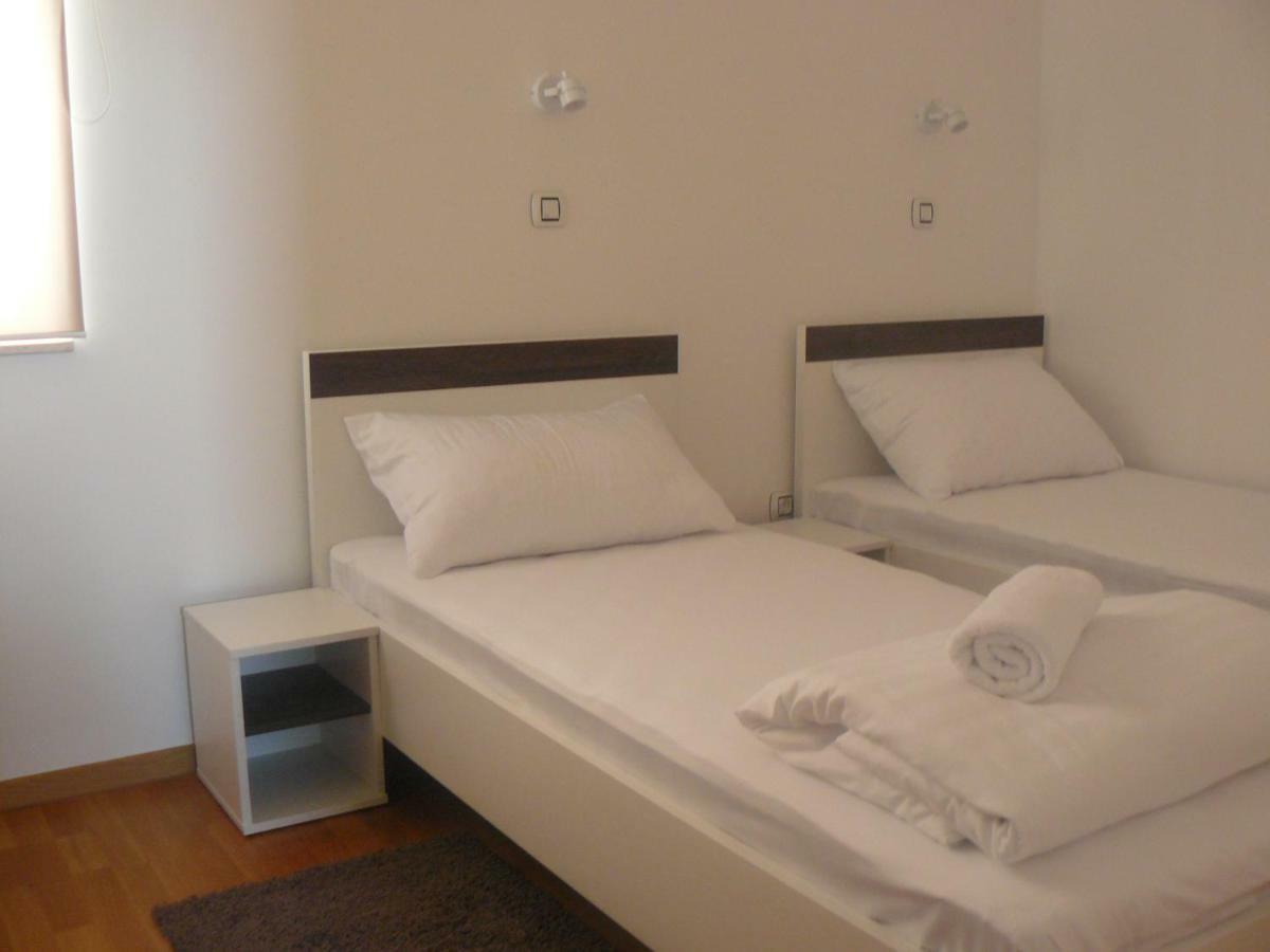 Our Nest Accommodation Privlaka  Buitenkant foto
